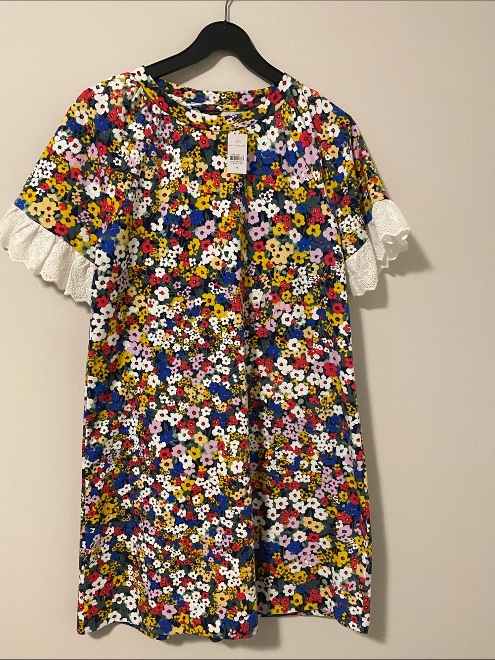 Ann Taylor Floral Crewneck Top in Green with Multicolor Blooms